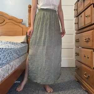 Green maxi skirt